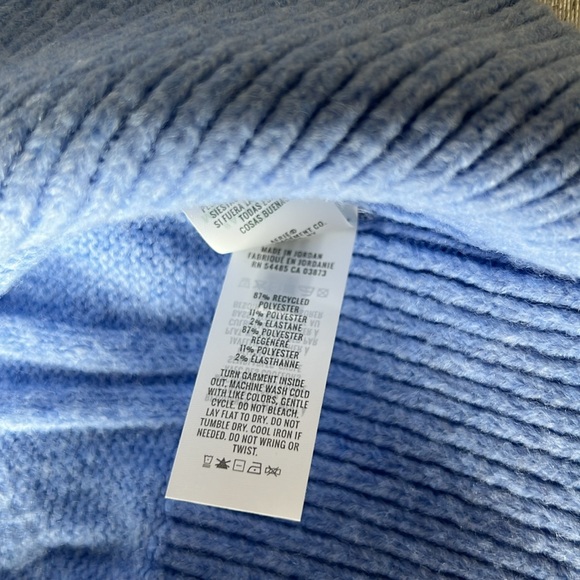 Aerie Unreal Cable Crew Sweater Ocean Sky Blue Large NWT - Picture 10 of 10